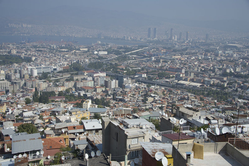 Izmir views from citadel October 2015 2392.jpg