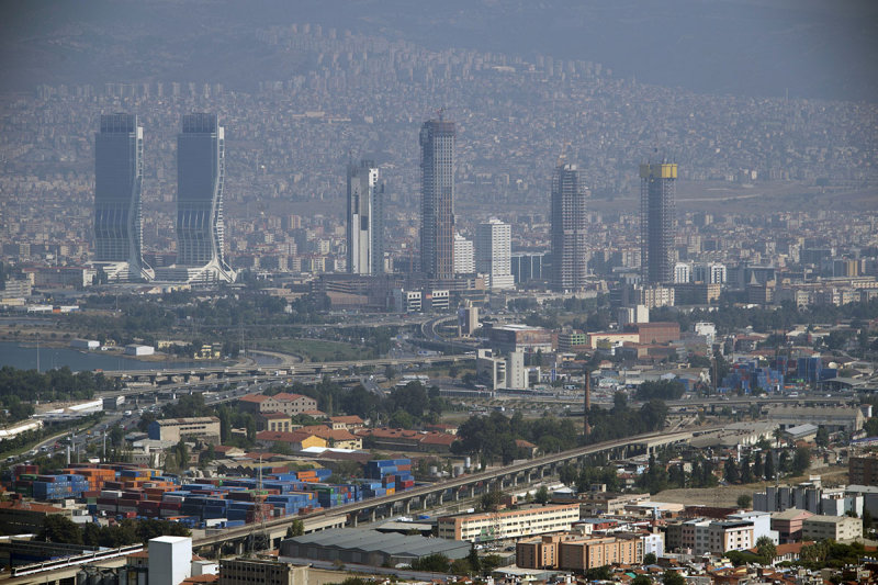 Izmir views from citadel October 2015 2420.jpg