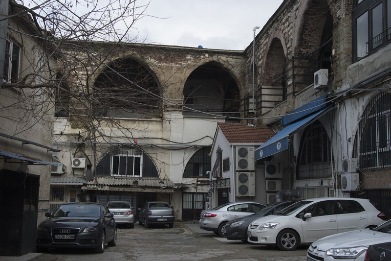 Istanbul Vezir Han december 2015 6212.jpg