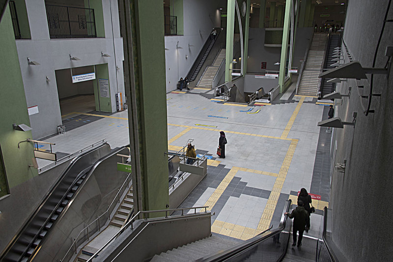 Istanbul Bagcilar Kirazli metro station december 2015 5337.jpg