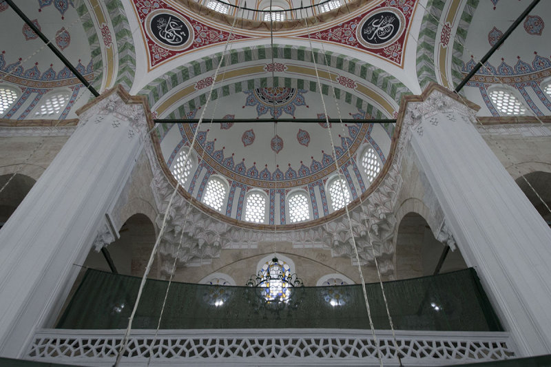 Istanbul Cerrah Pasha mosque december 2015 5866.jpg