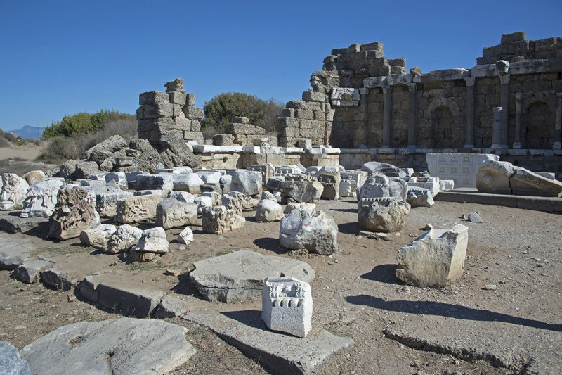 Side State Agora October 2016 0575.jpg