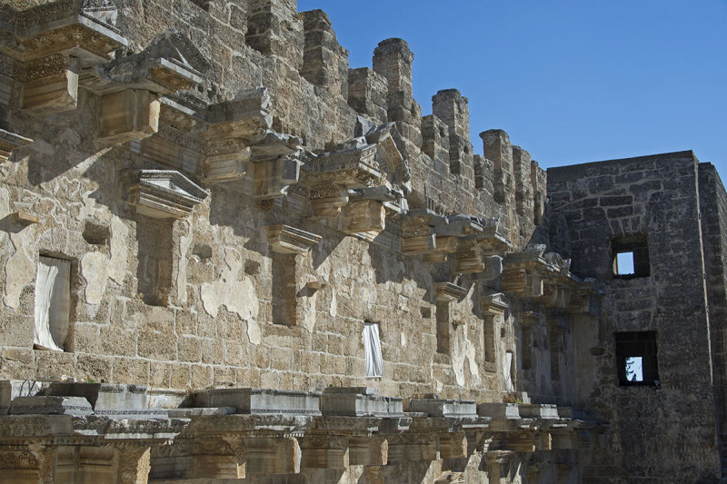 Aspendos October 2016 0627.jpg