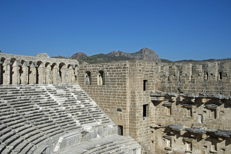 Aspendos October 2016 0636.jpg