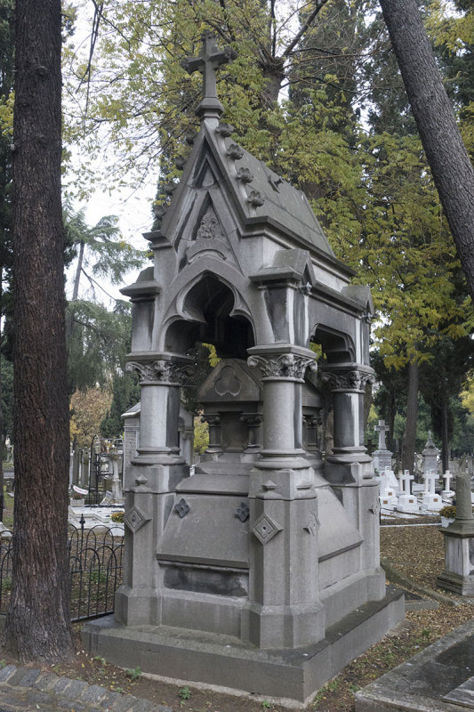 Istanbul Pangalti Cath cemetery dec 2016 2961.jpg