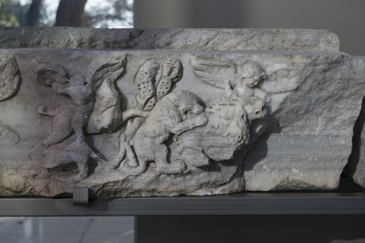 Antalya museum December 2013 4883.jpg