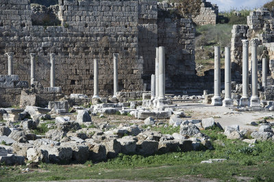 Perge December 2013 2975.jpg