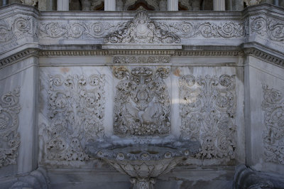 Istanbul Kucuksu Palace May 2014 8854.jpg