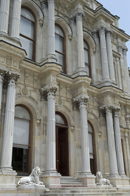 Istanbul Beylerbeyi Palace May 2014 8921.jpg