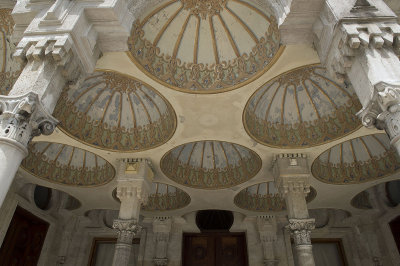 Istanbul Beylerbeyi Palace May 2014 8936.jpg