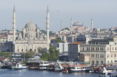 Istanbul Golden Horn Metro Bridge May 2014 8409.jpg
