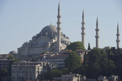 Istanbul Golden Horn Metro Bridge May 2014 8419.jpg