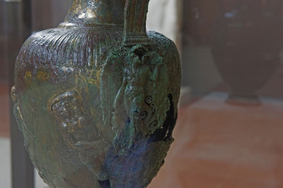 Canakkale Archaeological Museum May 2014 7903.jpg