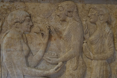 Canakkale Polyxena Sarcophagus Poliksena Lahiti May 2014 7926.jpg