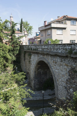 Bursa Boyacilikullugu bridge May 2014 7369.jpg