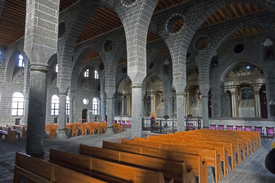 Diyarbakir Surp Giragos Armenian Church september 2014 1114.jpg