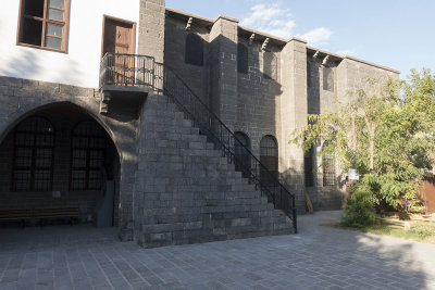 Diyarbakir Surp Giragos Armenian Church september 2014 1125.jpg
