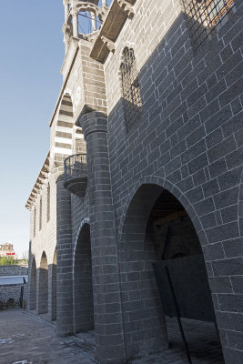 Diyarbakir Surp Giragos Armenian Church september 2014 1128.jpg
