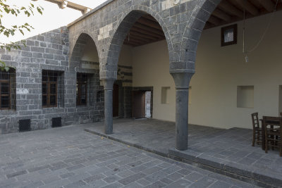 Diyarbakir Surp Giragos Armenian Church september 2014 1134.jpg
