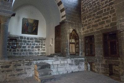 Diyarbakir Mar Petyun Chaldean Church september 2014 1151.jpg
