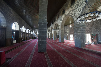 Diyarbakir Ulu Camii september 2014 3708.jpg