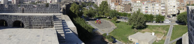 Diyarbakir Walls south of Urfa Kapi september 2014 1060.jpg