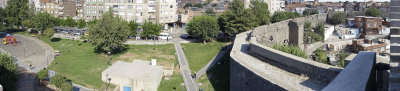 Diyarbakir Walls south of Urfa Kapi september 2014 1065.jpg