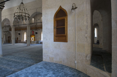 Urfa Salahiddini Eyubi Mosque september 2014 3451.jpg