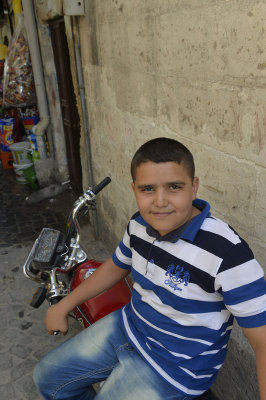 Urfa Walking ancient streets september 2014 3096.jpg