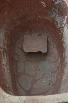 Kayseri Archaeological Museum Bath Tub september 2014 2246.jpg