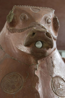 Kayseri Archaeological Museum Bull head jar september 2014 2236.jpg