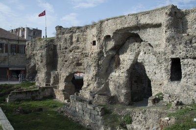 Tarsus Roman Bath november 2014 4648.jpg