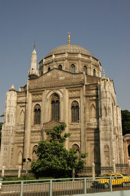 Pertevniyal Valide Sultan Mosque