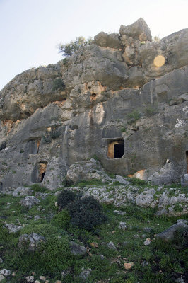 Canakci rock tombs march 2015 6783.jpg