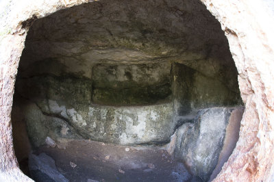 Canakci rock tombs march 2015 6825.jpg