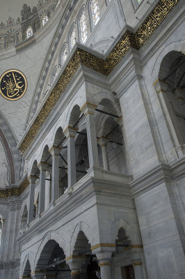 Istanbul Nurosmaniye Mosque 2015 1172.jpg