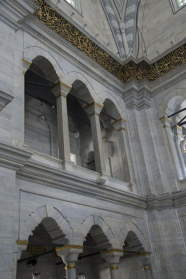 Istanbul Nurosmaniye Mosque 2015 1174.jpg