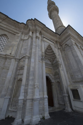 Istanbul Nurosmaniye Mosque 2015 1188.jpg