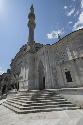 Istanbul Nurosmaniye Mosque 2015 1193.jpg