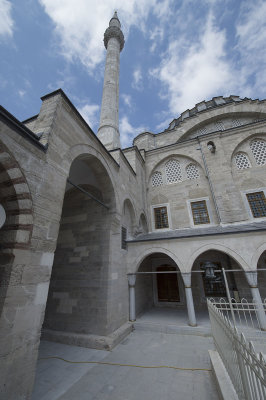 Istanbul Mihrimah Sultan Mosque 2015 0144.jpg