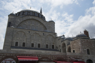 Istanbul Mihrimah Sultan Mosque 2015 0183.jpg