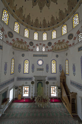 Istanbul Shep Sefa Hatun Mosque 2015 8525.jpg