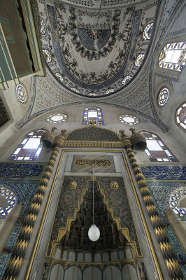 Istanbul Hekimoglu Ali Pasha Mosque 2015 0003.jpg
