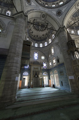 Istanbul Hekimoglu Ali Pasha Mosque 2015 9997.jpg