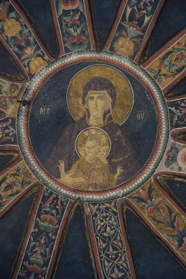 Kariye Virgin and child in dome western bay 2015 1664.jpg