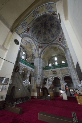 Istanbul Rose Mosque 2015 8617.jpg