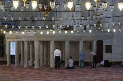 Istanbul Suleymaniye Mosque Interior 2015 1284.jpg