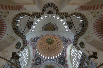 Istanbul Suleymaniye Mosque Interior 2015 1308.jpg