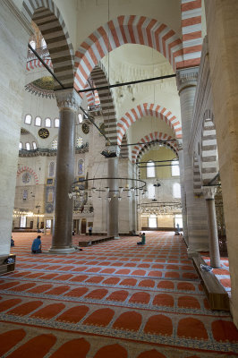 Istanbul Suleymaniye Mosque Interior 2015 1313.jpg