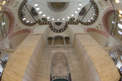 Istanbul Suleymaniye Mosque Interior 2015 1318.jpg